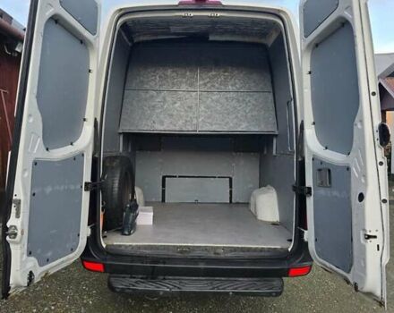 Белый Фольксваген Крафтер, объемом двигателя 1.97 л и пробегом 360 тыс. км за 21000 $, фото 4 на Automoto.ua