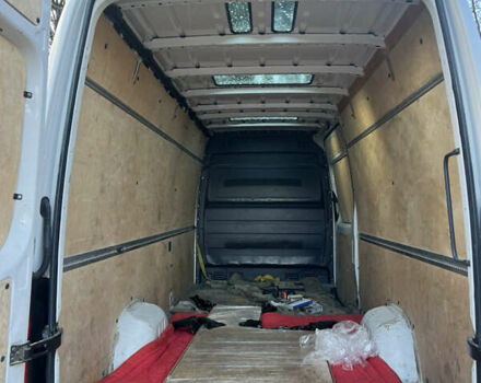 Белый Фольксваген Крафтер, объемом двигателя 1.97 л и пробегом 272 тыс. км за 17000 $, фото 9 на Automoto.ua