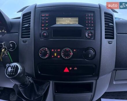 Білий Фольксваген Крафтєр, об'ємом двигуна 2 л та пробігом 200 тис. км за 18800 $, фото 30 на Automoto.ua