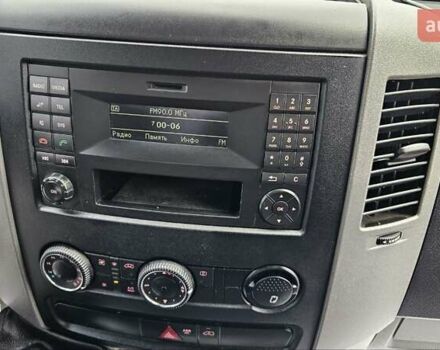 Білий Фольксваген Крафтєр, об'ємом двигуна 2 л та пробігом 181 тис. км за 17800 $, фото 33 на Automoto.ua