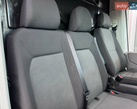 Фольксваген Крафтєр 2018 у Києві на Automoto.ua Білий Фольксваген Крафтєр, об'ємом двигуна 1.97 л та пробігом 285 тис. км за 19000 $, фото 25 на Automoto.ua