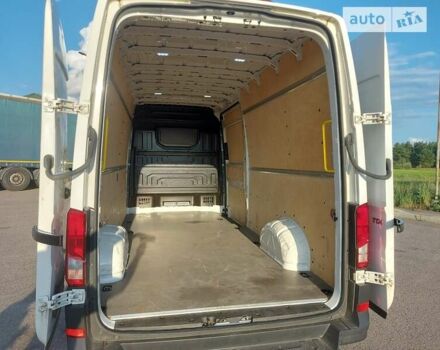 Белый Фольксваген Крафтер, объемом двигателя 2 л и пробегом 191 тыс. км за 21200 $, фото 26 на Automoto.ua