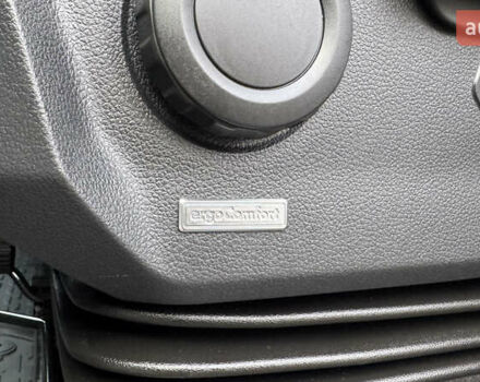 Белый Фольксваген Крафтер, объемом двигателя 2 л и пробегом 288 тыс. км за 21300 $, фото 33 на Automoto.ua