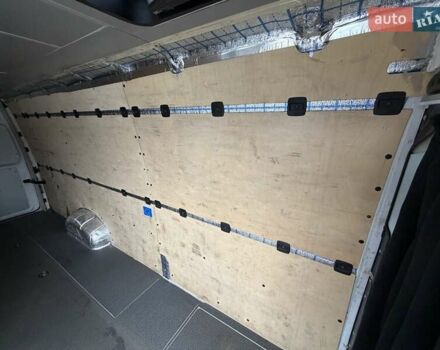 Белый Фольксваген Крафтер, объемом двигателя 1.97 л и пробегом 200 тыс. км за 21900 $, фото 54 на Automoto.ua