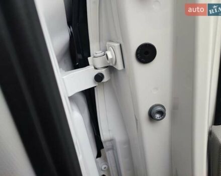 Фольксваген Крафтєр 2018 у Дубно на Automoto.ua Білий Фольксваген Крафтєр, об'ємом двигуна 2 л та пробігом 195 тис. км за 21800 $, фото 59 на Automoto.ua