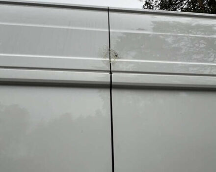 Белый Фольксваген Крафтер, объемом двигателя 1.97 л и пробегом 375 тыс. км за 25000 $, фото 9 на Automoto.ua