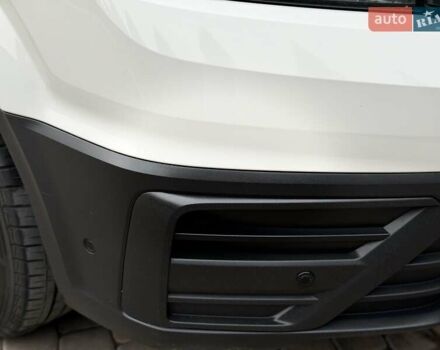 Белый Фольксваген Крафтер, объемом двигателя 1.97 л и пробегом 200 тыс. км за 21900 $, фото 22 на Automoto.ua