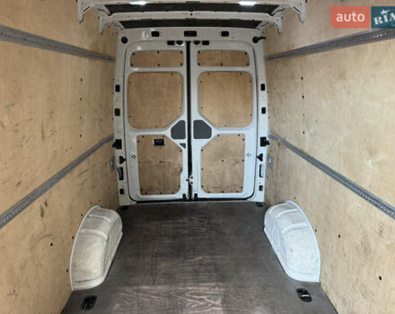 Фольксваген Крафтєр 2018 у Києві на Automoto.ua Білий Фольксваген Крафтєр, об'ємом двигуна 1.97 л та пробігом 285 тис. км за 19000 $, фото 11 на Automoto.ua