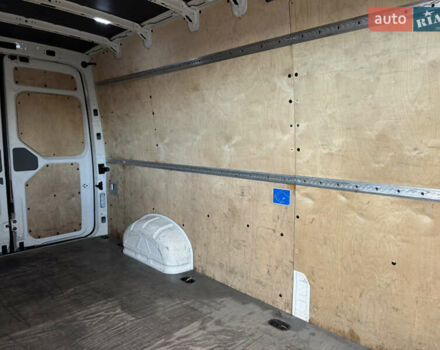 Фольксваген Крафтєр 2018 у Києві на Automoto.ua Білий Фольксваген Крафтєр, об'ємом двигуна 1.97 л та пробігом 285 тис. км за 19000 $, фото 10 на Automoto.ua