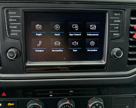 Фольксваген Крафтєр 2018 у Києві на Automoto.ua Білий Фольксваген Крафтєр, об'ємом двигуна 1.97 л та пробігом 285 тис. км за 19000 $, фото 40 на Automoto.ua