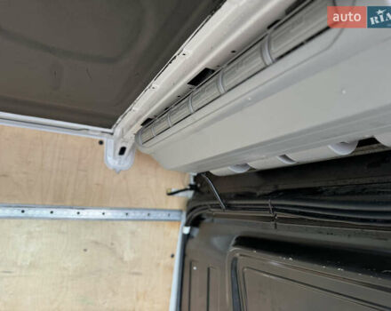 Фольксваген Крафтєр 2018 у Києві на Automoto.ua Білий Фольксваген Крафтєр, об'ємом двигуна 1.97 л та пробігом 285 тис. км за 19000 $, фото 17 на Automoto.ua