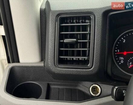 Белый Фольксваген Крафтер, объемом двигателя 1.97 л и пробегом 265 тыс. км за 19700 $, фото 29 на Automoto.ua