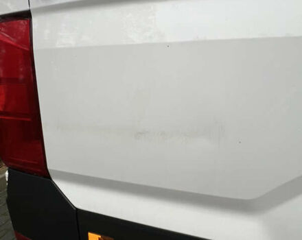 Белый Фольксваген Крафтер, объемом двигателя 1.97 л и пробегом 375 тыс. км за 25000 $, фото 5 на Automoto.ua