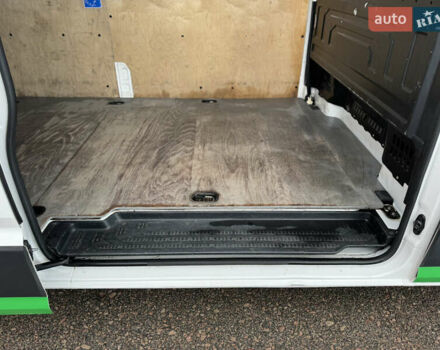 Фольксваген Крафтєр 2018 у Києві на Automoto.ua Білий Фольксваген Крафтєр, об'ємом двигуна 1.97 л та пробігом 285 тис. км за 19000 $, фото 8 на Automoto.ua