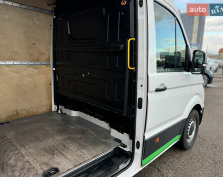 Фольксваген Крафтєр 2018 у Києві на Automoto.ua Білий Фольксваген Крафтєр, об'ємом двигуна 1.97 л та пробігом 285 тис. км за 19000 $, фото 7 на Automoto.ua