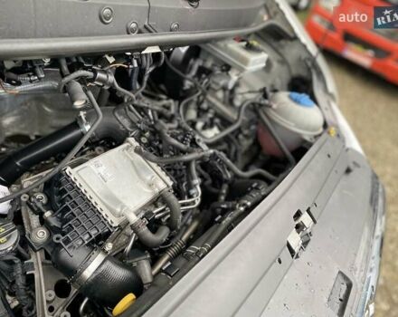 Белый Фольксваген Крафтер, объемом двигателя 2.08 л и пробегом 213 тыс. км за 18400 $, фото 43 на Automoto.ua