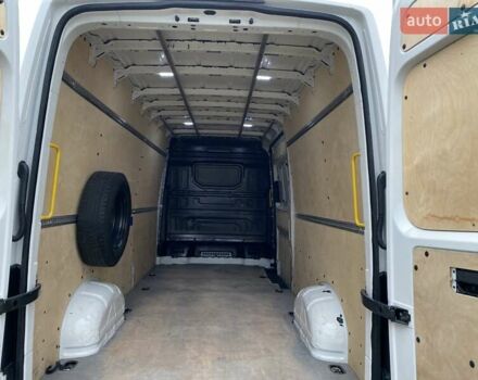 Белый Фольксваген Крафтер, объемом двигателя 2.08 л и пробегом 213 тыс. км за 18400 $, фото 28 на Automoto.ua