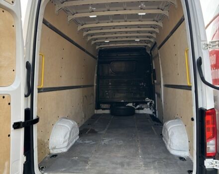 Белый Фольксваген Крафтер, объемом двигателя 2 л и пробегом 350 тыс. км за 23500 $, фото 4 на Automoto.ua