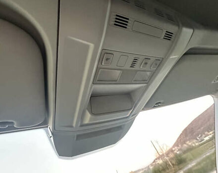 Білий Фольксваген Крафтєр, об'ємом двигуна 1.97 л та пробігом 268 тис. км за 21500 $, фото 34 на Automoto.ua