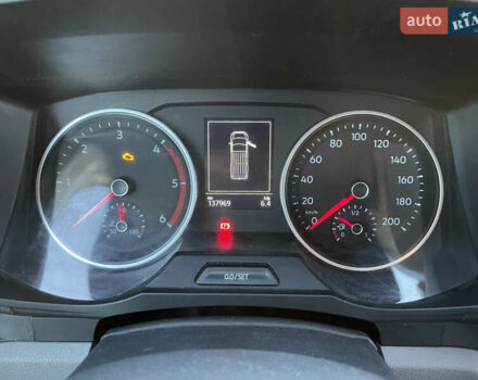 Белый Фольксваген Крафтер, объемом двигателя 1.97 л и пробегом 139 тыс. км за 26500 $, фото 18 на Automoto.ua