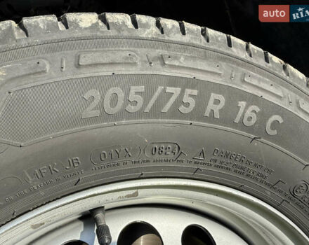 Белый Фольксваген Крафтер, объемом двигателя 0 л и пробегом 219 тыс. км за 24900 $, фото 11 на Automoto.ua