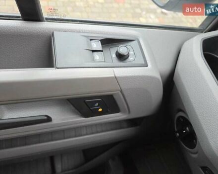 Білий Фольксваген Крафтєр, об'ємом двигуна 1.97 л та пробігом 257 тис. км за 17300 $, фото 20 на Automoto.ua