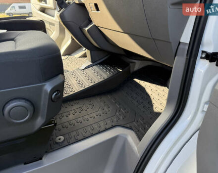 Белый Фольксваген Крафтер, объемом двигателя 0 л и пробегом 219 тыс. км за 24900 $, фото 56 на Automoto.ua