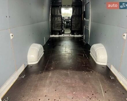 Белый Фольксваген Крафтер, объемом двигателя 2 л и пробегом 226 тыс. км за 22700 $, фото 35 на Automoto.ua