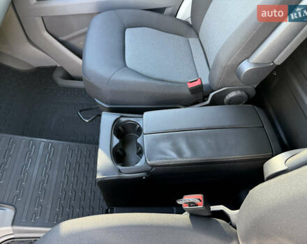 Белый Фольксваген Крафтер, объемом двигателя 0 л и пробегом 219 тыс. км за 24900 $, фото 44 на Automoto.ua