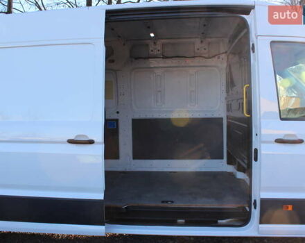 Белый Фольксваген Крафтер, объемом двигателя 1.97 л и пробегом 150 тыс. км за 24000 $, фото 11 на Automoto.ua