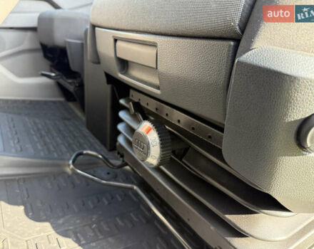 Белый Фольксваген Крафтер, объемом двигателя 0 л и пробегом 219 тыс. км за 24900 $, фото 26 на Automoto.ua