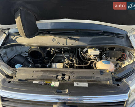 Білий Фольксваген Крафтєр, об'ємом двигуна 1.97 л та пробігом 278 тис. км за 19700 $, фото 24 на Automoto.ua