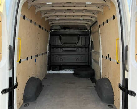 Білий Фольксваген Крафтєр, об'ємом двигуна 1.97 л та пробігом 278 тис. км за 19700 $, фото 20 на Automoto.ua