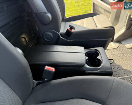 Белый Фольксваген Крафтер, объемом двигателя 0 л и пробегом 219 тыс. км за 24900 $, фото 53 на Automoto.ua