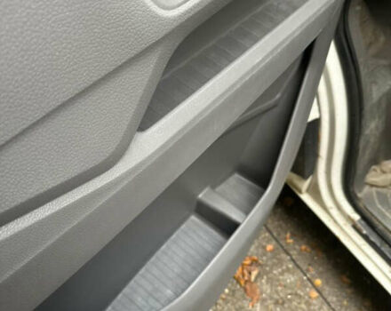 Белый Фольксваген Крафтер, объемом двигателя 2 л и пробегом 247 тыс. км за 20349 $, фото 14 на Automoto.ua