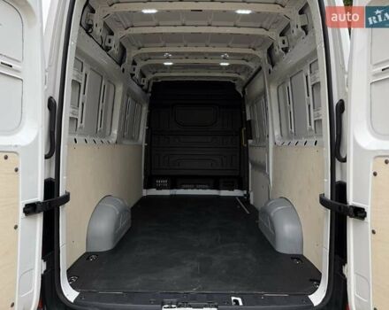Белый Фольксваген Крафтер, объемом двигателя 2 л и пробегом 270 тыс. км за 19600 $, фото 49 на Automoto.ua