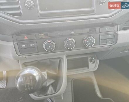 Білий Фольксваген Крафтєр, об'ємом двигуна 1.97 л та пробігом 138 тис. км за 28724 $, фото 53 на Automoto.ua