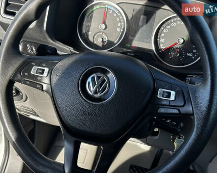 Білий Фольксваген Крафтєр, об'ємом двигуна 0 л та пробігом 50 тис. км за 18000 $, фото 24 на Automoto.ua