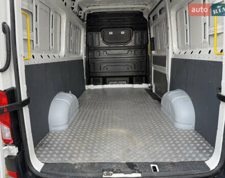 Фольксваген Крафтер 2021 в Луцке на Automoto.ua Белый Фольксваген Крафтер, объемом двигателя 2 л и пробегом 219 тыс. км за 21300 $, фото 47 на Automoto.ua