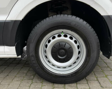 Белый Фольксваген Крафтер, объемом двигателя 2 л и пробегом 239 тыс. км за 27999 $, фото 145 на Automoto.ua