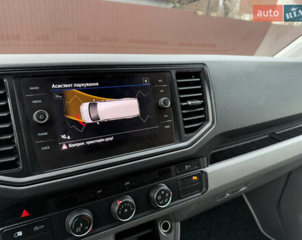 Белый Фольксваген Крафтер, объемом двигателя 2 л и пробегом 239 тыс. км за 27999 $, фото 112 на Automoto.ua