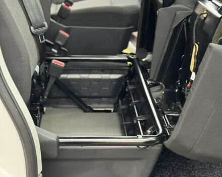 Белый Фольксваген Крафтер, объемом двигателя 2 л и пробегом 198 тыс. км за 24777 $, фото 24 на Automoto.ua