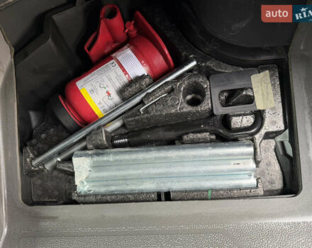 Белый Фольксваген Крафтер, объемом двигателя 2 л и пробегом 239 тыс. км за 27999 $, фото 68 на Automoto.ua