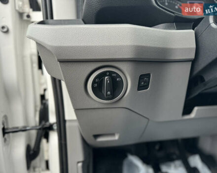 Белый Фольксваген Крафтер, объемом двигателя 1.97 л и пробегом 180 тыс. км за 26500 $, фото 65 на Automoto.ua