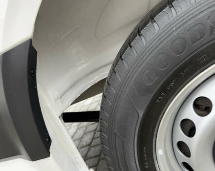 Белый Фольксваген Крафтер, объемом двигателя 2 л и пробегом 239 тыс. км за 27999 $, фото 143 на Automoto.ua