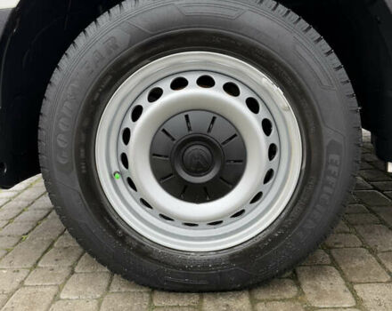 Белый Фольксваген Крафтер, объемом двигателя 2 л и пробегом 239 тыс. км за 27999 $, фото 134 на Automoto.ua