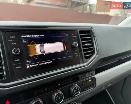 Белый Фольксваген Крафтер, объемом двигателя 2 л и пробегом 239 тыс. км за 27999 $, фото 118 на Automoto.ua