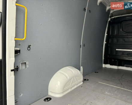 Белый Фольксваген Крафтер, объемом двигателя 1.97 л и пробегом 180 тыс. км за 26500 $, фото 42 на Automoto.ua