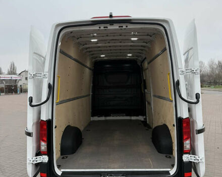 Белый Фольксваген Крафтер, объемом двигателя 2 л и пробегом 282 тыс. км за 26799 $, фото 102 на Automoto.ua