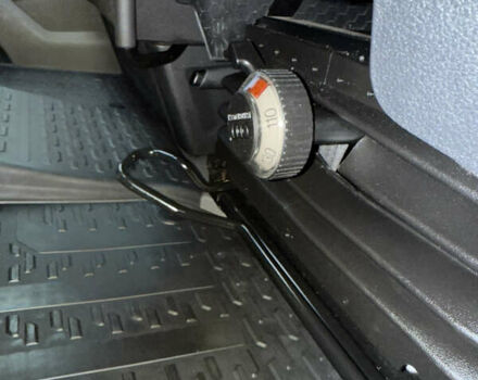 Белый Фольксваген Крафтер, объемом двигателя 2 л и пробегом 282 тыс. км за 26799 $, фото 58 на Automoto.ua